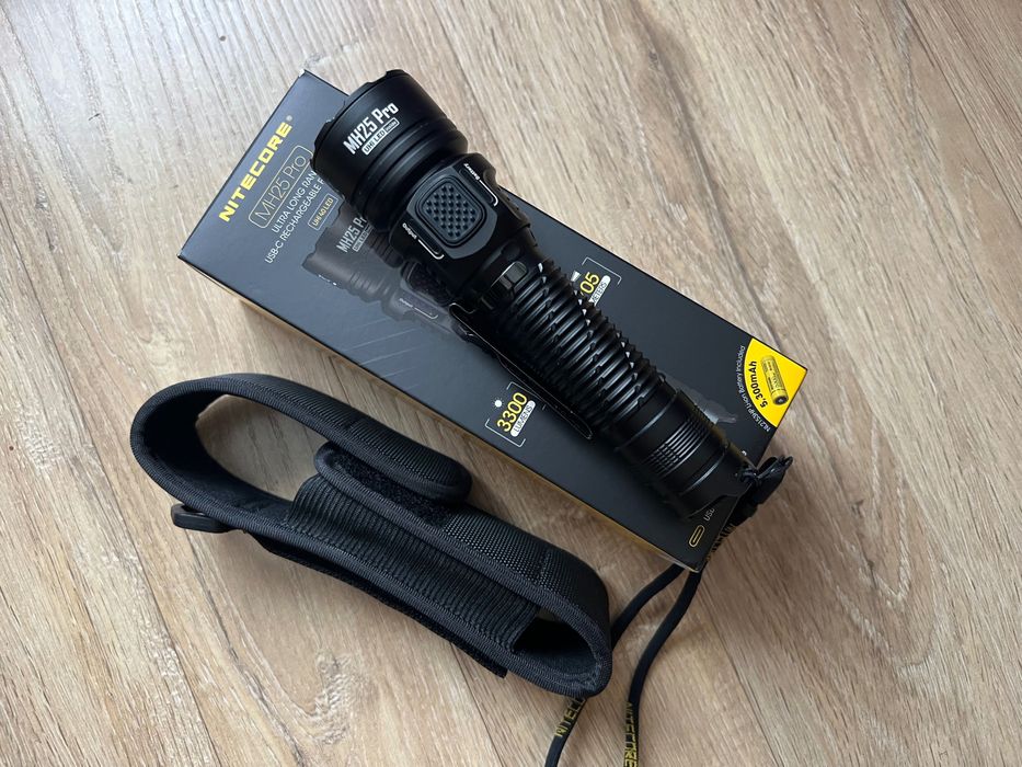 Vand lanterna Nitecore MH25Pro