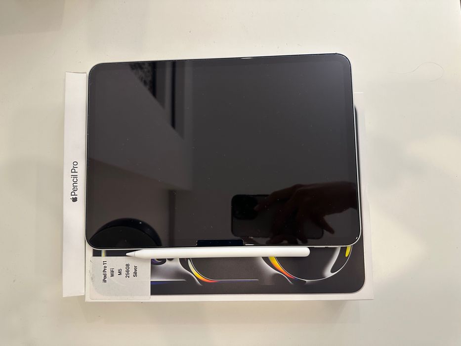 iPad Pro 11”, M5, 256 GB с Pencil Pro