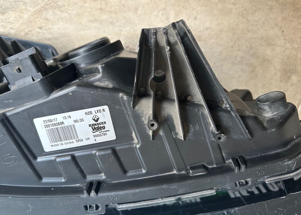 Фар far десен фарове LED PURE VISION за Рено Renault Koleos 2