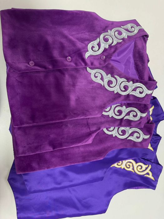 Камзолы для школьников