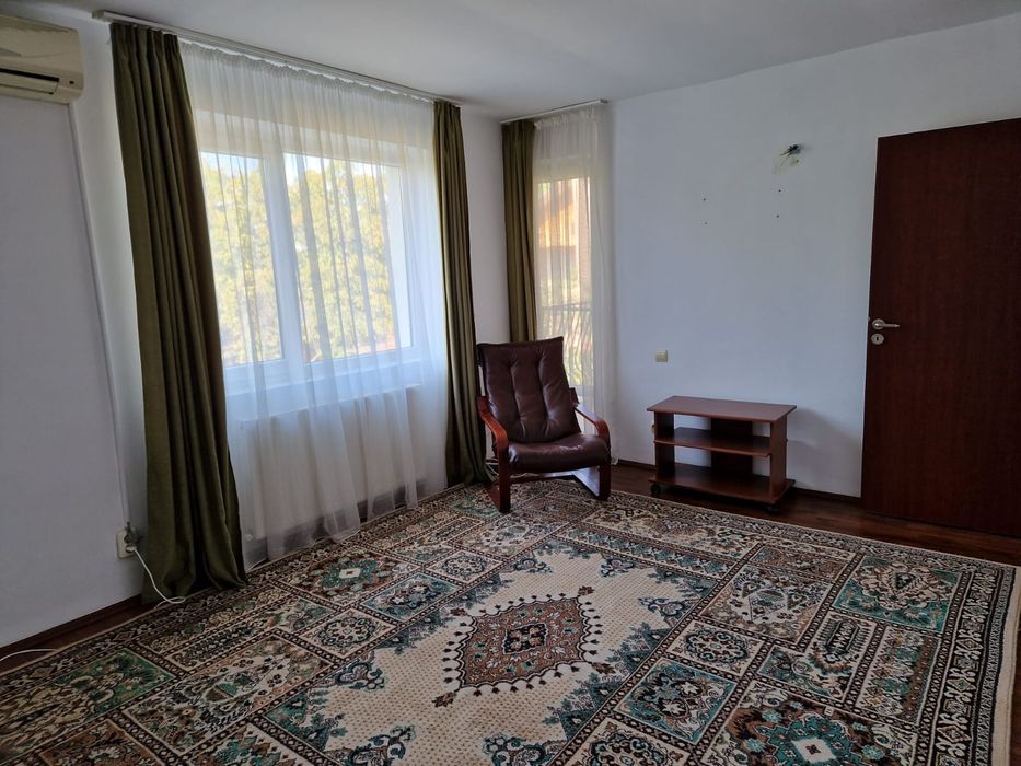Casa tip Duplex | Calea Giulești , Sector 6 | 169 mp utili | 200 mp teren | Curte proprie | 2 locuri de parcare | Direct proprietar | Acte în regulă!