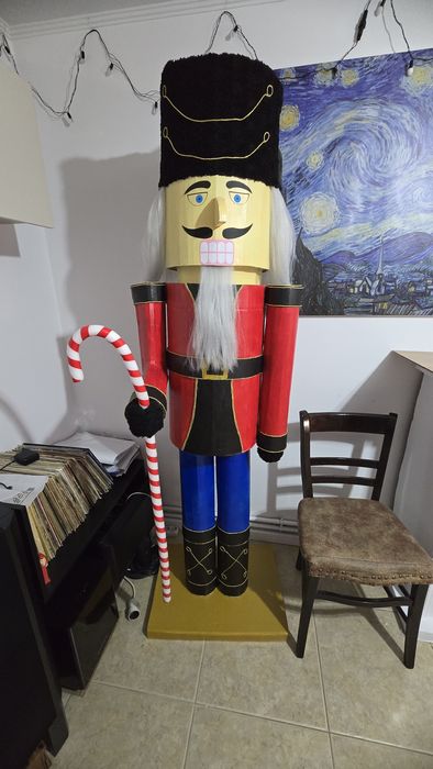 Spargător de nuci 2m