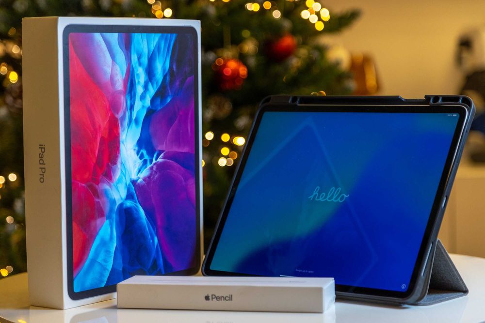 iPad Pro 12.9" 2020 Wi-Fi 256GB + Apple Pencil 2 + Paperlike & Husă