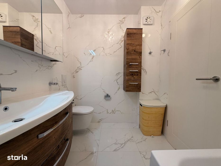 Apartament 4 Camere | Centrala Proprie | Renovat Complet