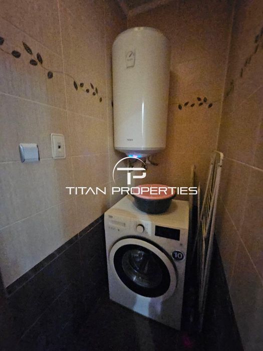 Дава се под наем Тристаен апартамент в Бургас, Славейков - 100 кв.м за 698.19 € - Снимка #4