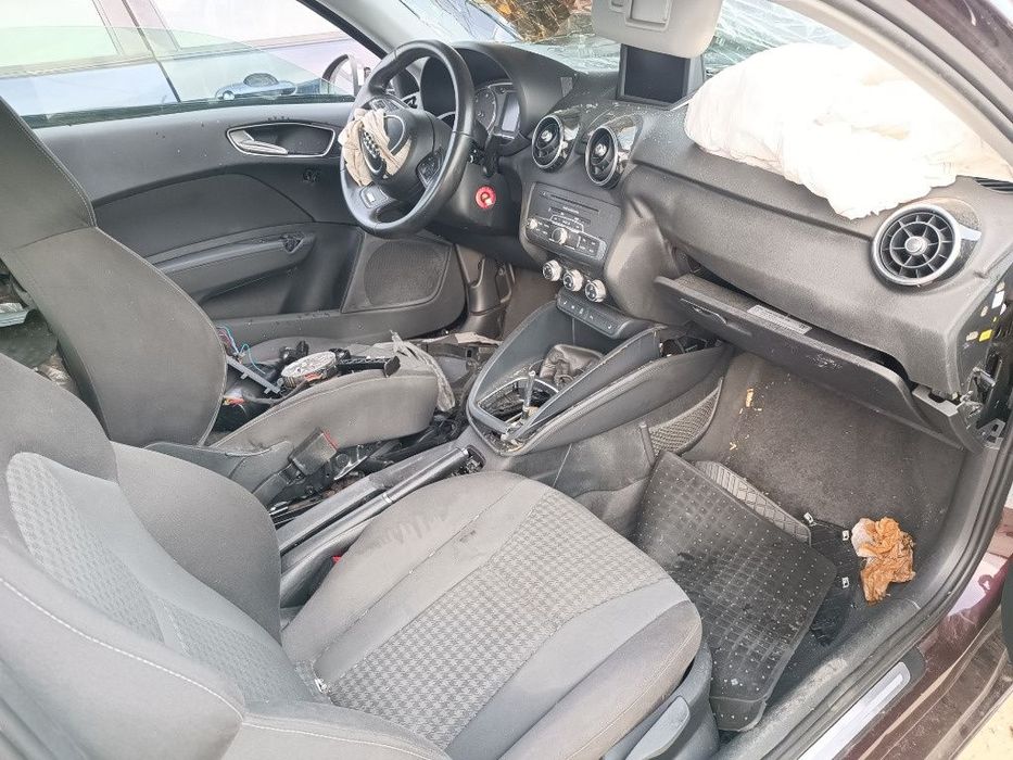 Dezmembrări Audi A1 S1 kit S Line 1.6 tdi