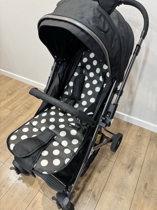 Продам прогулочную коляску