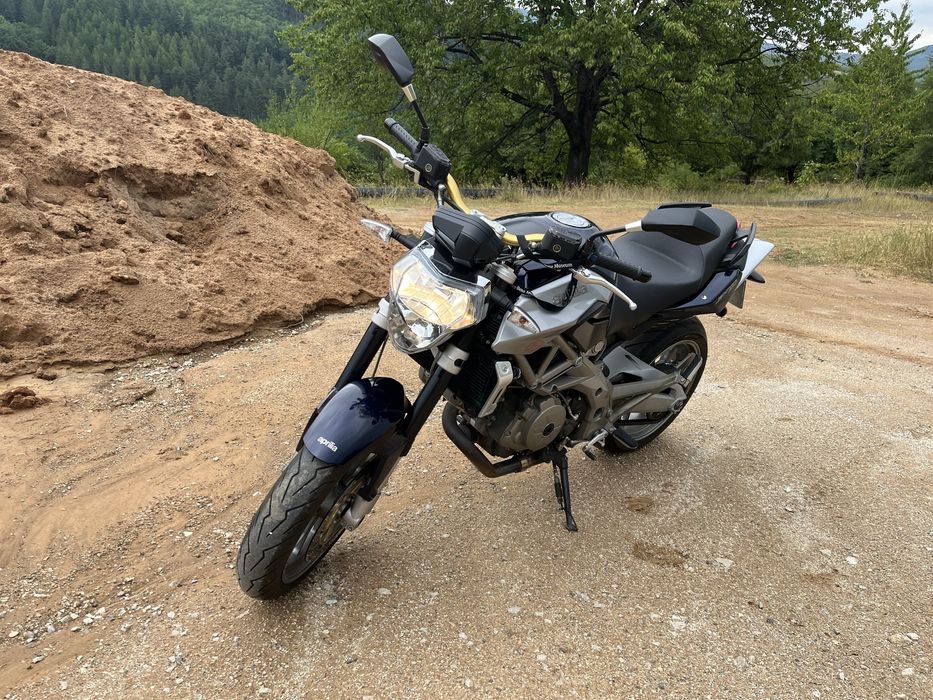 Aprilia Shiver 750 naked