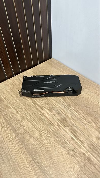 RTX 2060 OC gigabyte windforce 6gb