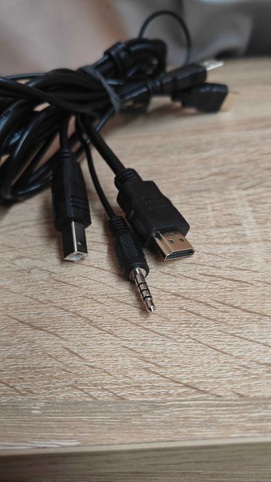 KVM Switch Digitus DS-12880 4-порта, 4K HDMI, като нов