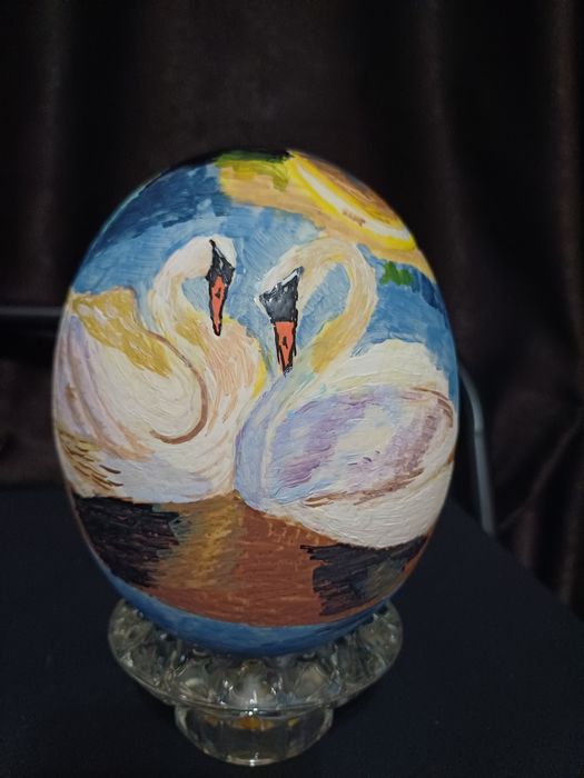 Ou de struț pictat manual! Modelul este unicat!