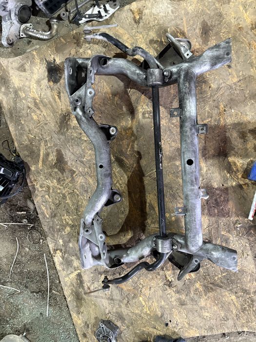 Mercedes w204 2.2 cdi 170кс ръчка Преден Мост