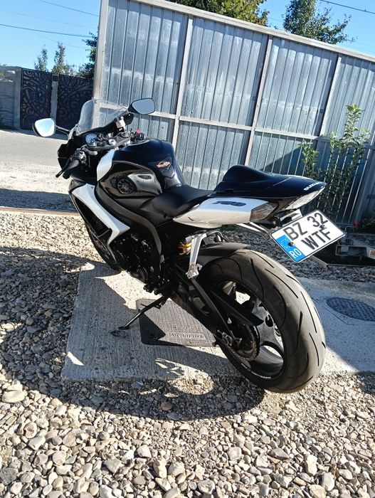 Suzuki GSX-R 750 K7