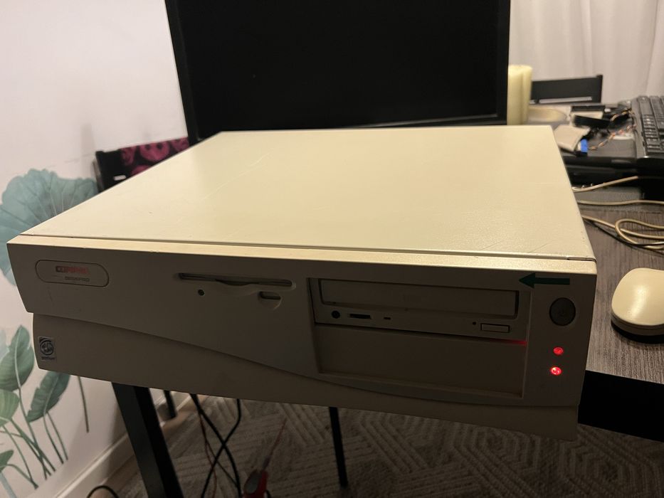 Retro PC Compaq deskpro 4000 Pentium 1