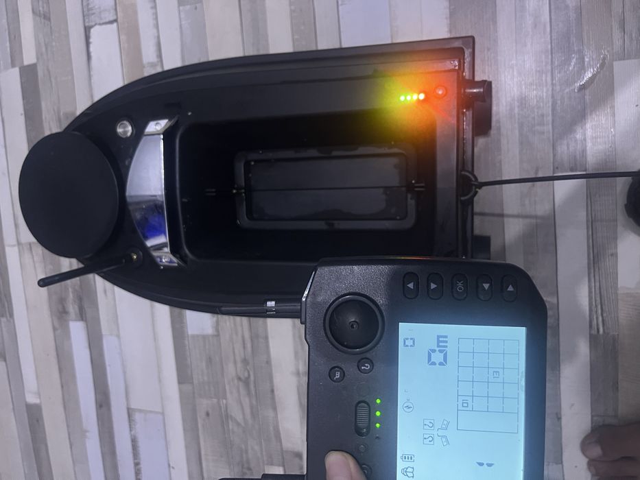 Navomodel cu gps si sonar