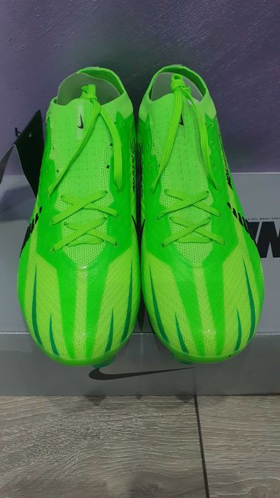 Професионални Бутонки Nike AIR Zoom Mercurial Vapor 15 Elite XXV FG