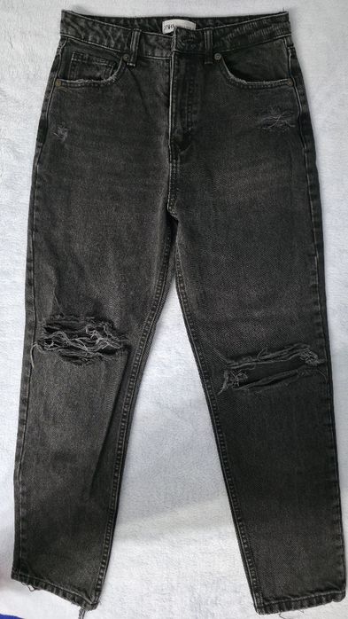 Blugi negri Zara Mom Fit  cu rupturi, marimea 36