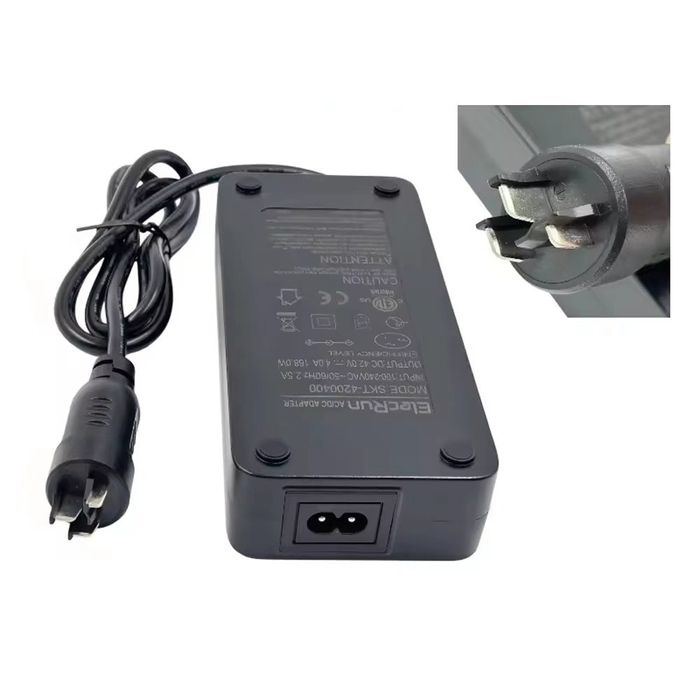 Încărcător compatibil bosch