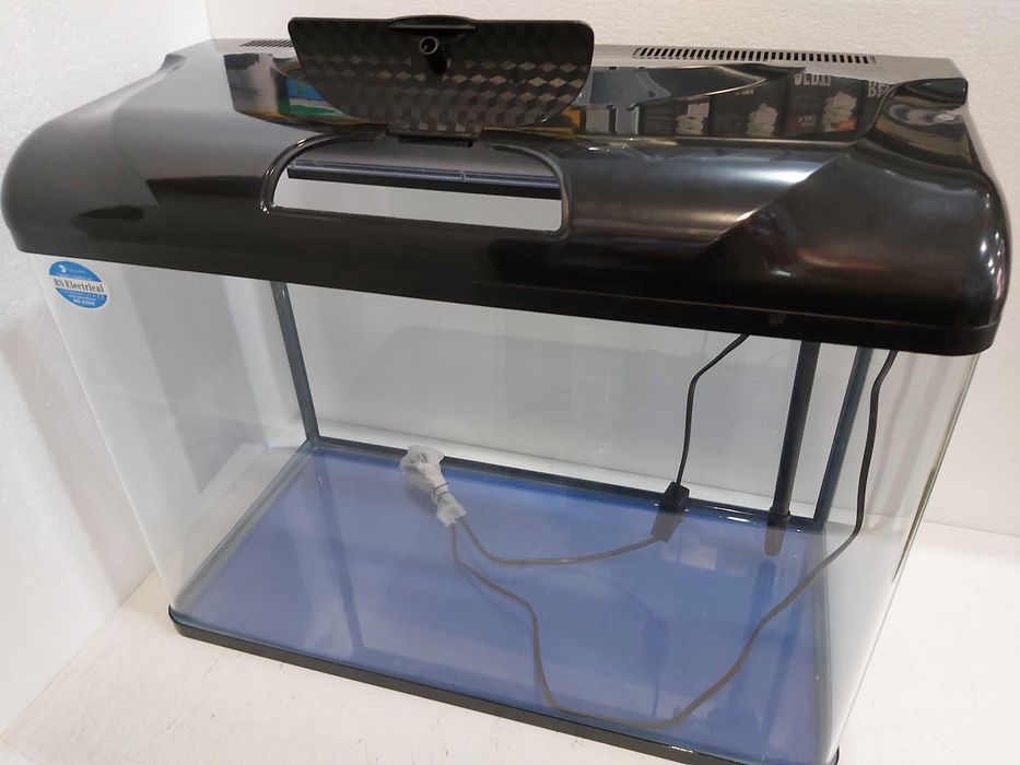 Аквариум 70 литра - оборудван