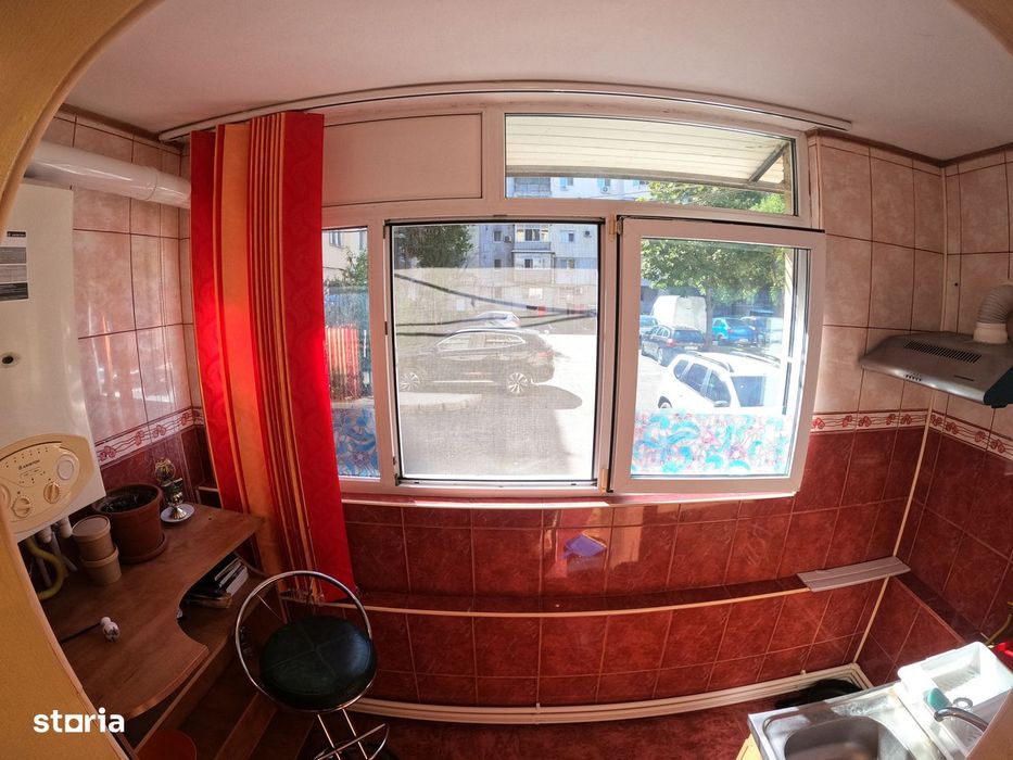 Apartament 4 camere decomandat | 88 mp | Parter | 3 bai | Zona semicen