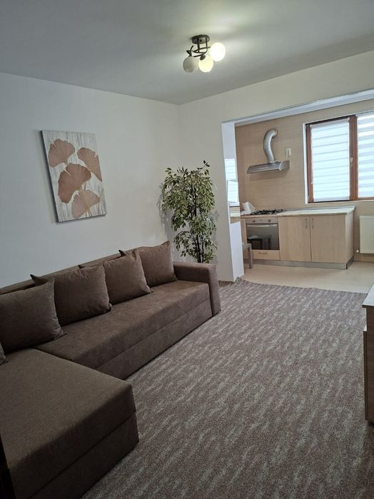 Proprietar-inchiriez 2 cam.Cartierul latin,1700