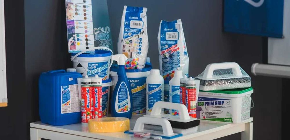 Водоотталкивающий  шовный заполнитель - фуга для кафеля MAPEI