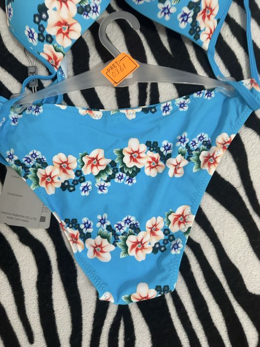 Costum de baie marimea 42