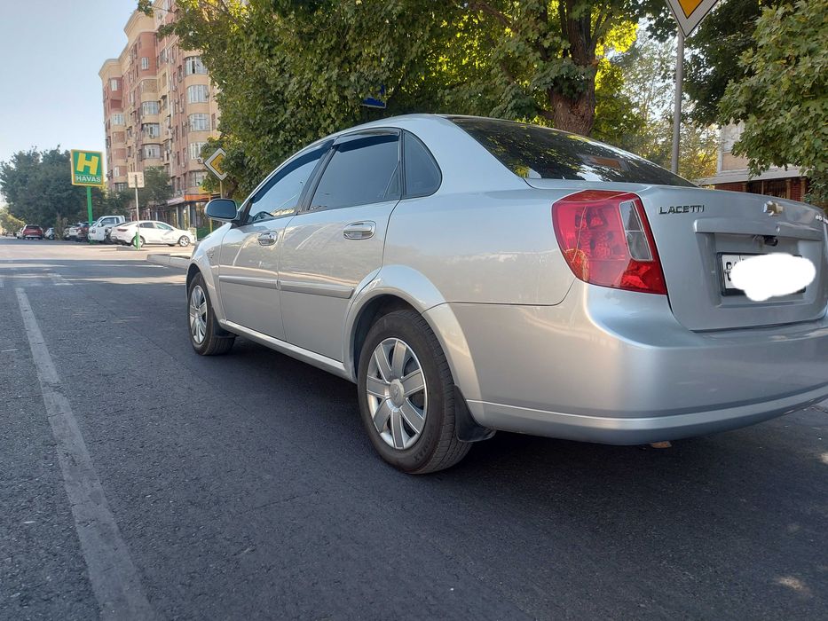 Сдам в аренду Chevrolet Lacetti 2011 года