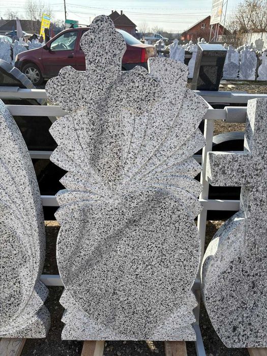 15% reducere la monumente funerare marmura si granit