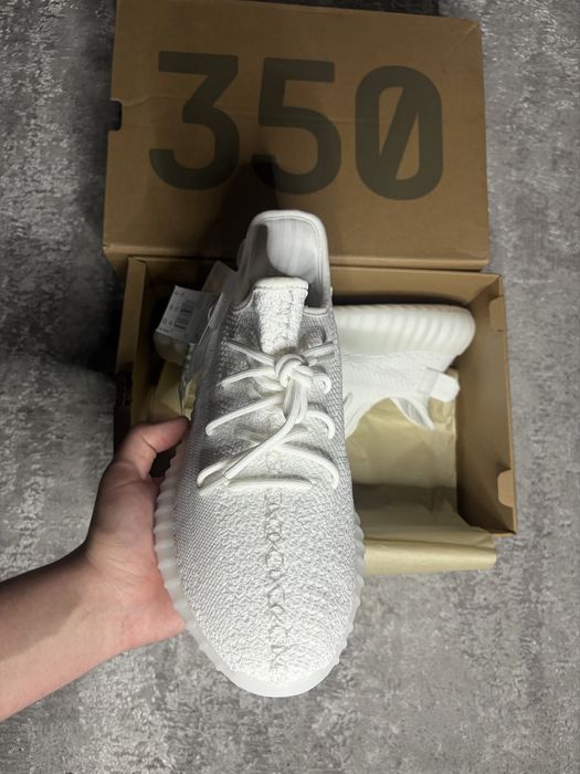 Adidas Yeezy Boost 350