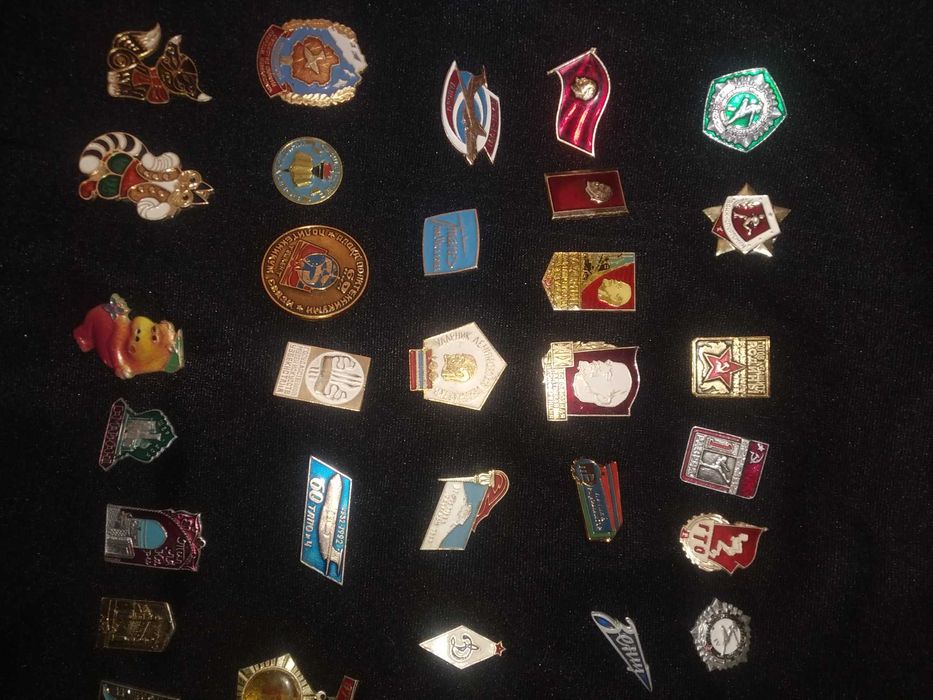 Значки спортивные и юбилейные советские