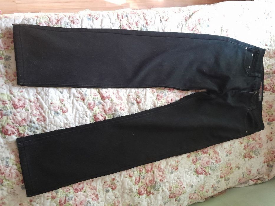 Продам джинсы размер 33-34
