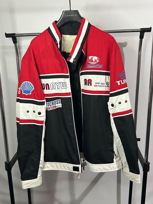 Продам куртку сезон весна осень