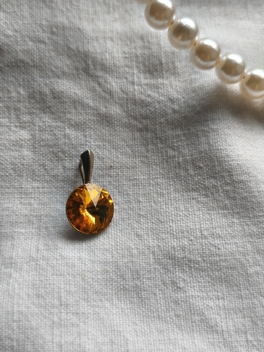 Pandantiv cu cristal