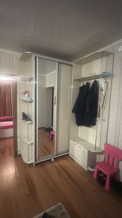 Срочно продам прихожую!