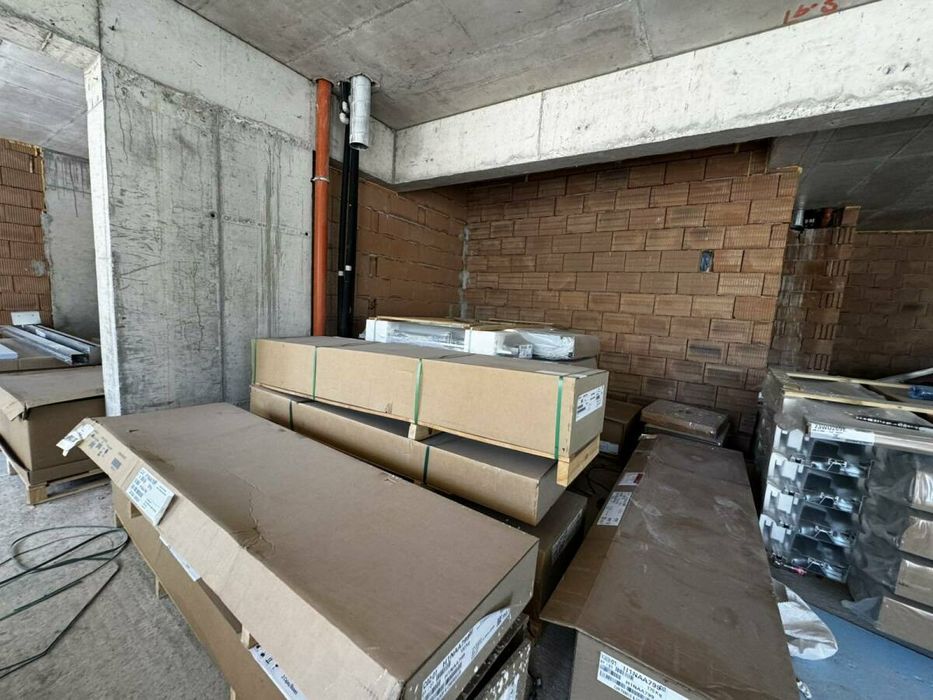 Продава се Магазин в София, Център - 253 кв.м за 1530 €/кв.м - Снимка #5