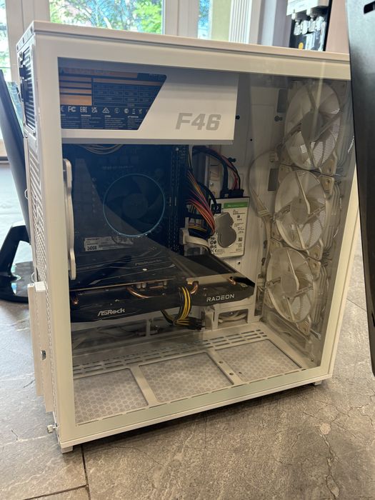 Pc Gaming i3 Gen 14, 32 Gb Ram, ssd+hdd, rx 6600 8gb + 2 Monitoare | AMANET MAXI GRAND