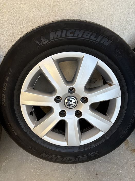 Jante r17 cu cauciucuri de vara 235/65/17