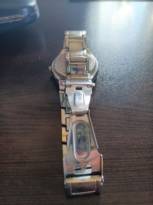 Часовник Ферари. Японски механизъм.Нова батерия.