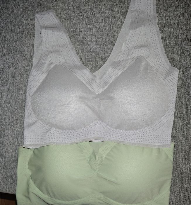 НОВИ сутиени р-р М умалени