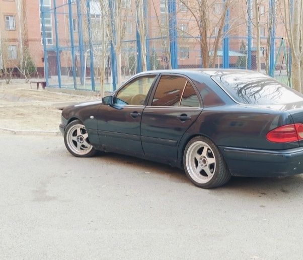 Диск R18 разноширокие