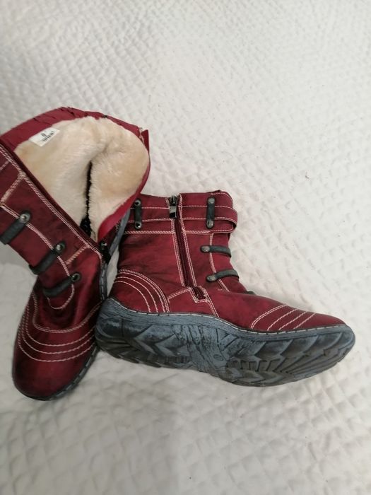Обява 17 НОВИ зимни ботички