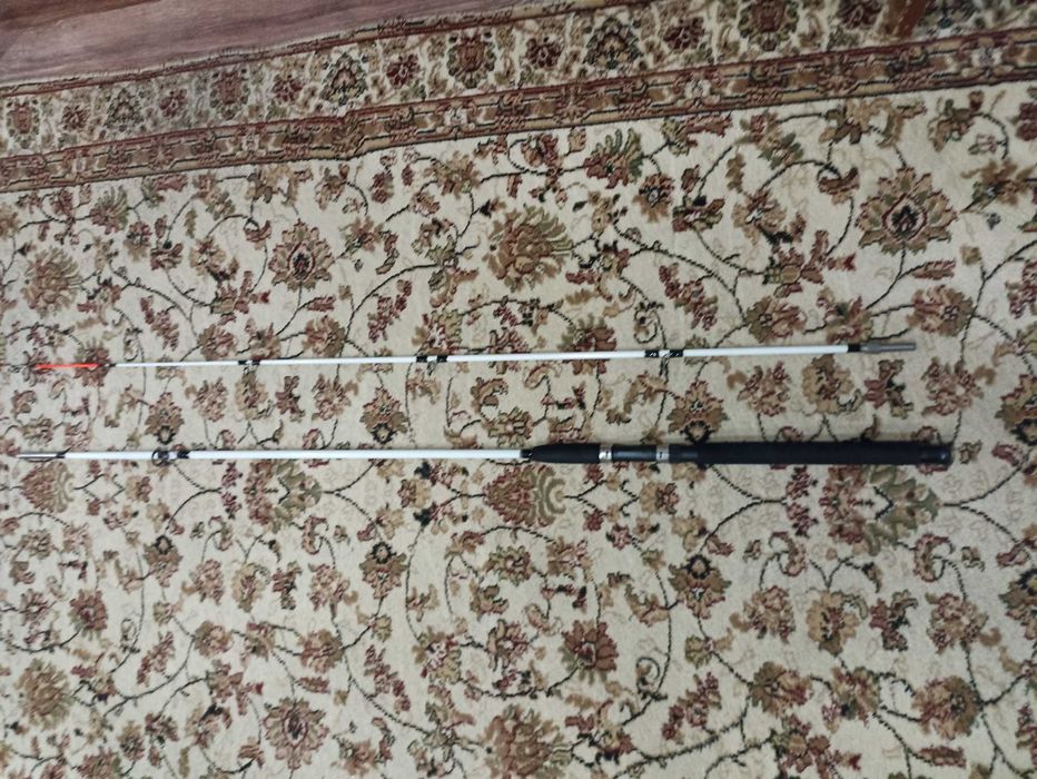 Продам спиннинг.