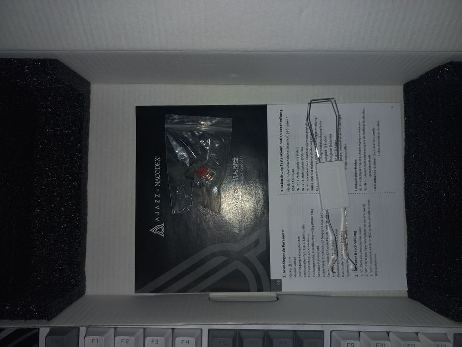 Ajazz AK820 Red switch