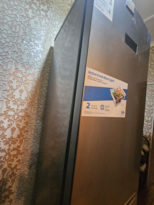 Продам холодильник срочно