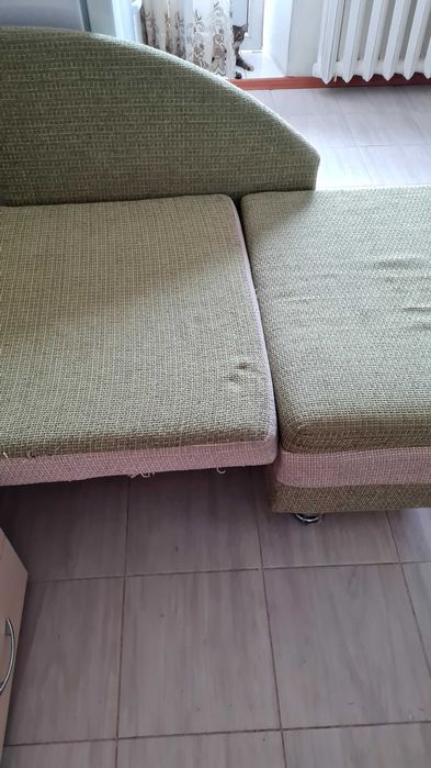 Диван продам односпальный