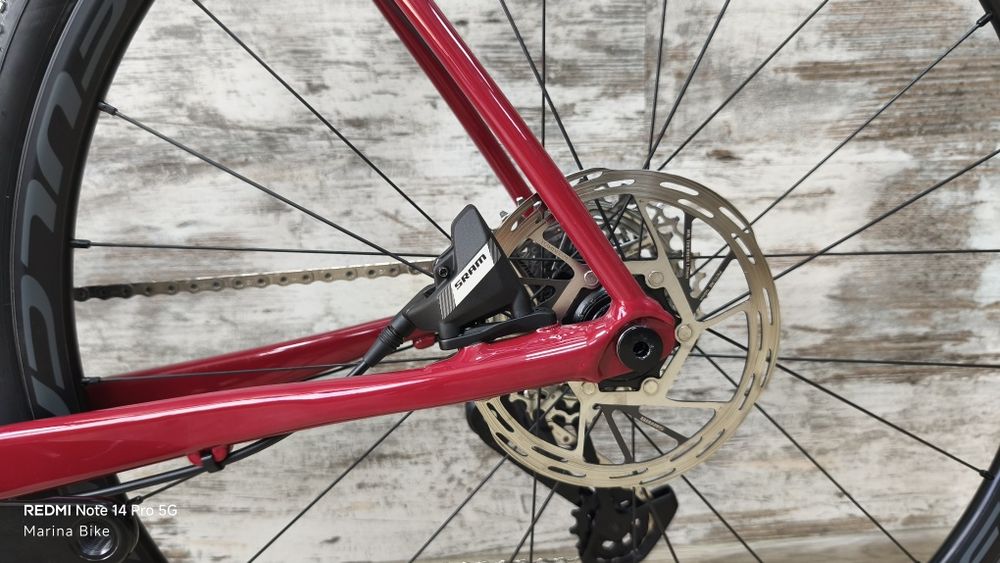 НОВ шосеен/Gravel велосипед Ridley Fenix SLA SRAM Rival/Apex XPLR Fulcrum Rapid Red 500 27.5 Tubeless | M