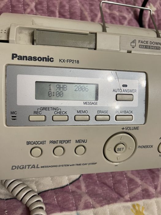 продам факс panasonic KX-FP218