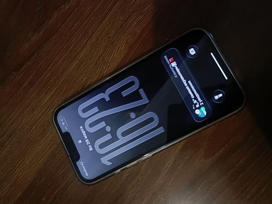 Айфон 13 с каробкой