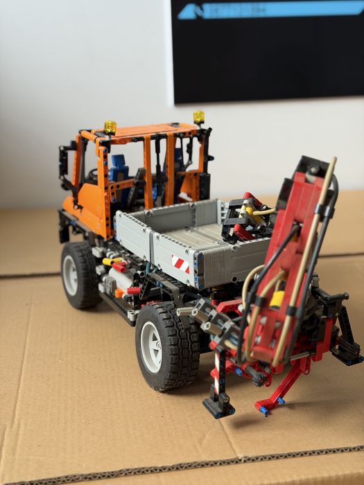 Лего Камионче Техник 8110 Mercedes Benz U400 Lego Technik Мерцедес Бенз У400 Унимог